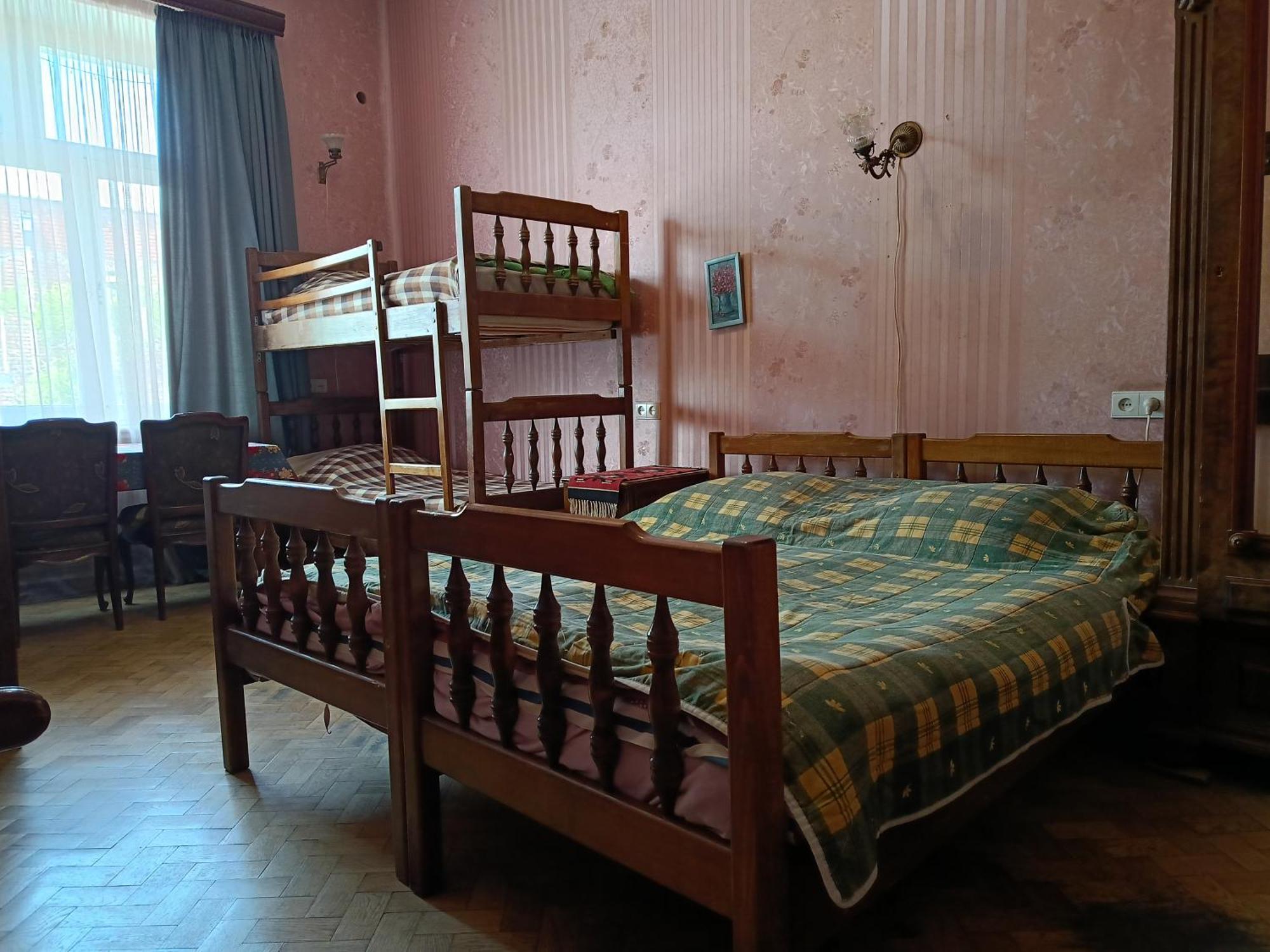 Guest House Irina Tbilisi Exterior photo