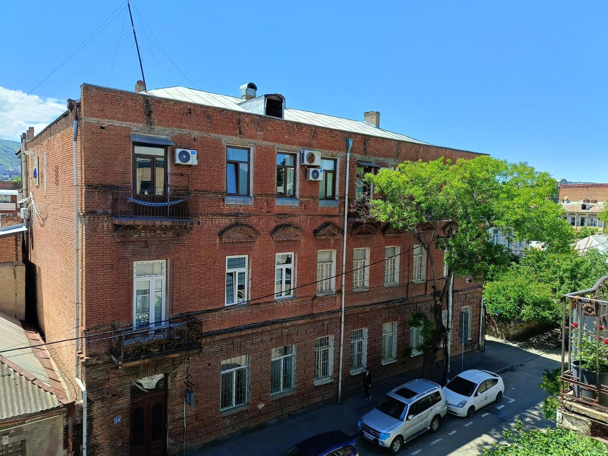 Guest House Irina Tbilisi Exterior photo